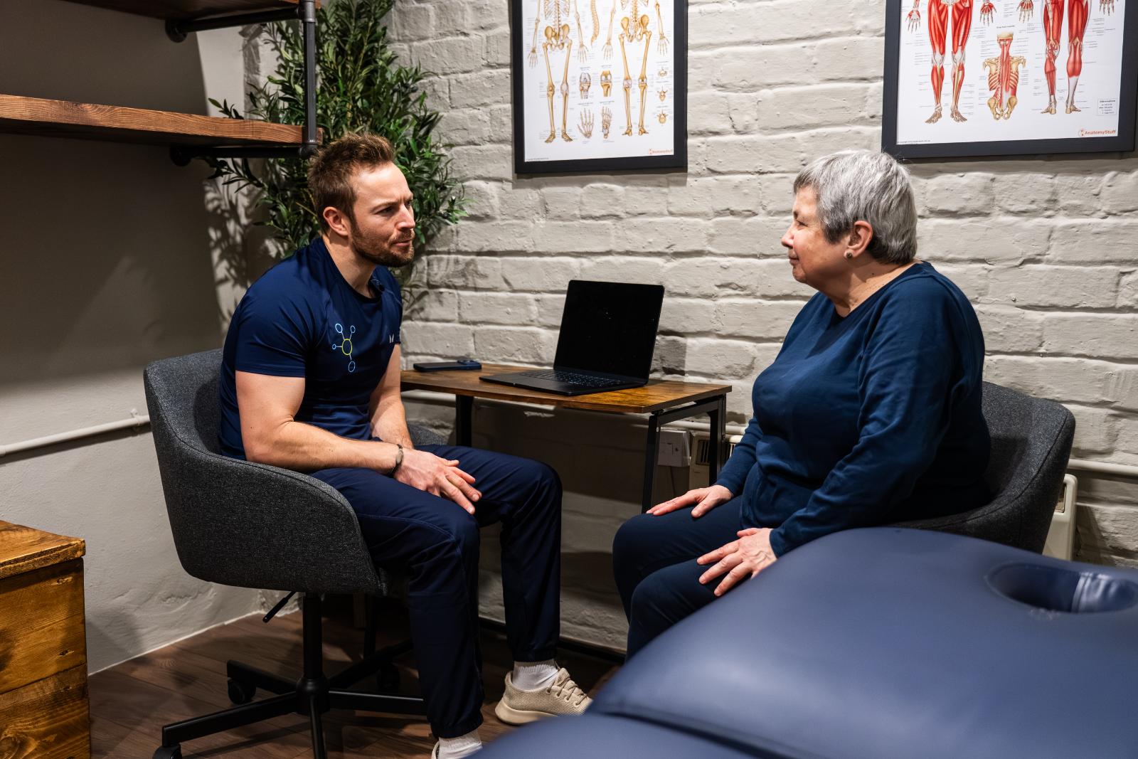 Clinical intake session at our specialised Leith facility, featuring a specialist discussing rehabilitation goals with a patient.